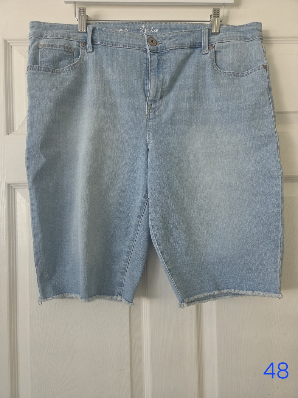 Style & Co Light Wash Denim Bermuda Shorts Women's 18